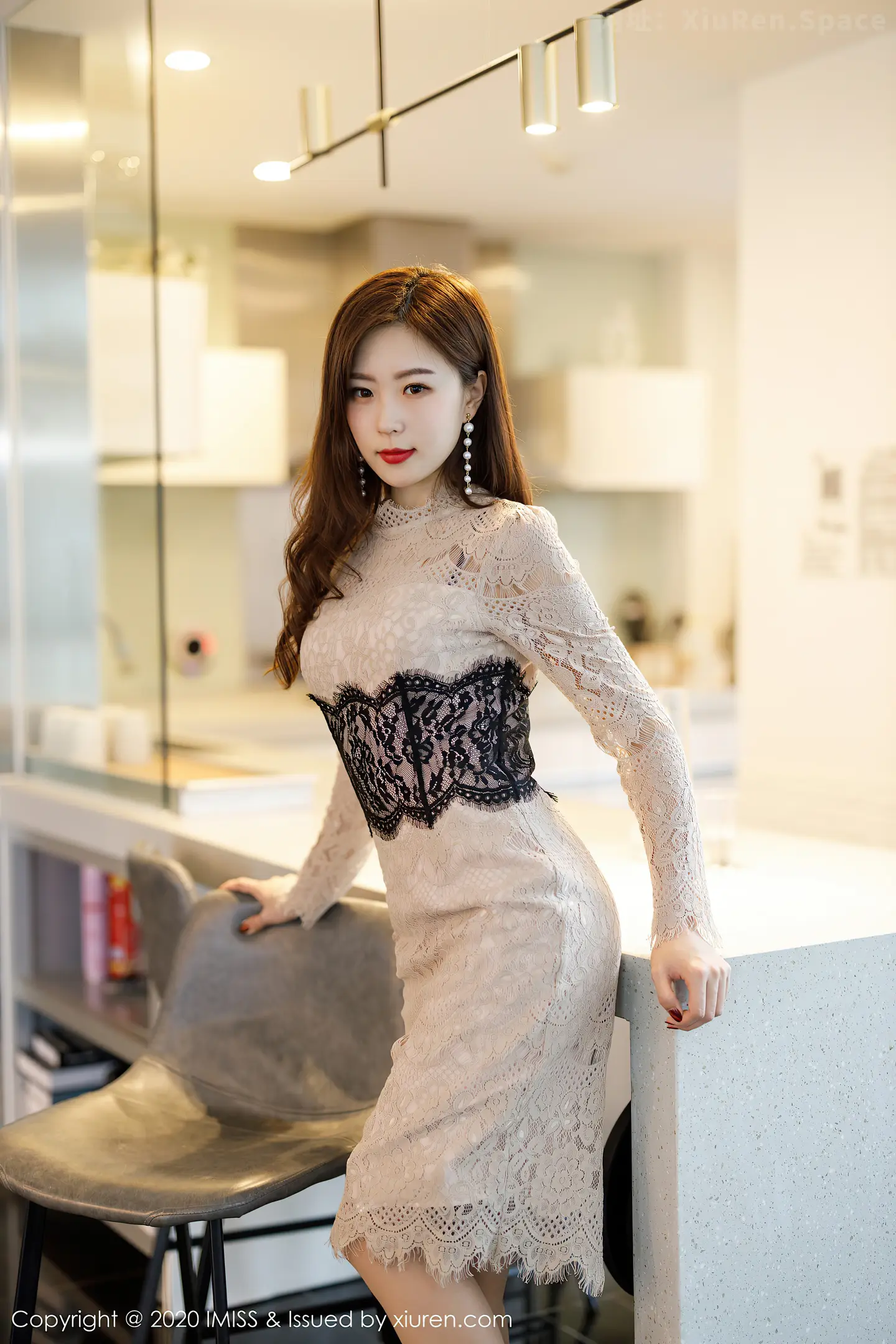 图片[5]-[IMISS爱蜜社]Vol.517 模特杨紫嫣Cynthia私房脱典雅礼裙露性感内衣迷人诱惑写真43P-秀人网官方网站